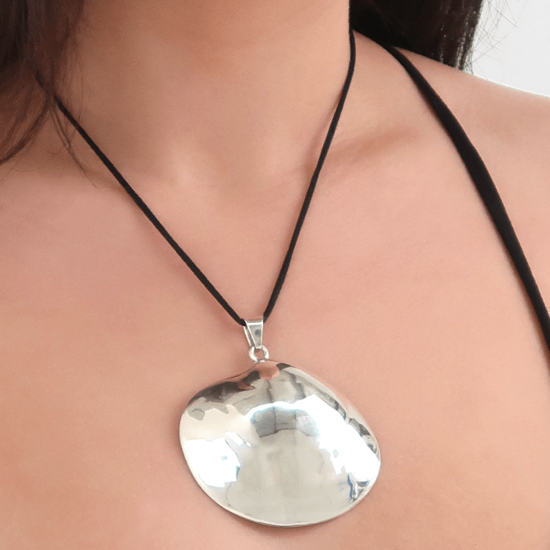 Kathryn Pendant - Foiyl